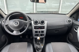 RENAULT SANDERO STEPWAY