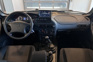 LADA NIVA TRAVEL
