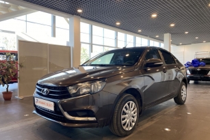 LADA VESTA