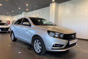 LADA VESTA