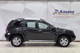 RENAULT DUSTER