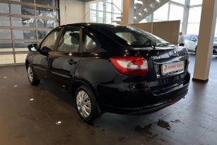 LADA GRANTA
