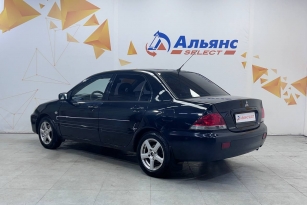MITSUBISHI LANCER