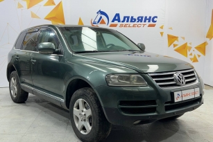 VOLKSWAGEN TOUAREG