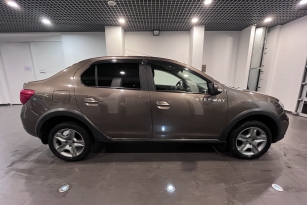 RENAULT LOGAN