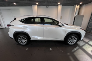 LEXUS NX200