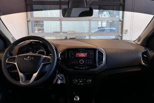 LADA XRAY