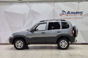 CHEVROLET NIVA