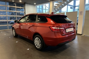 LADA VESTA