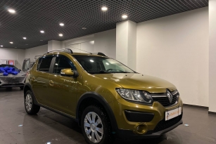 RENAULT SANDERO STEPWAY