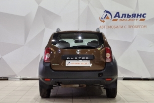 RENAULT DUSTER