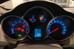 CHEVROLET CRUZE