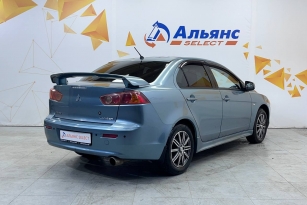 MITSUBISHI LANCER
