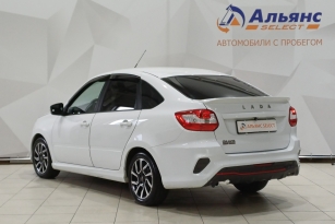 LADA GRANTA
