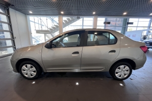 RENAULT LOGAN