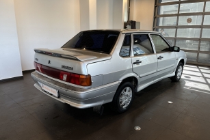 LADA 2115