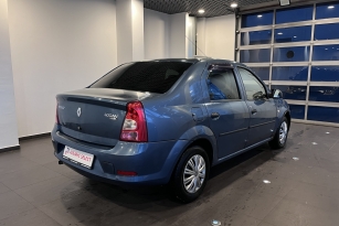 RENAULT LOGAN