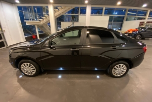 LADA VESTA