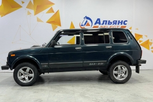 LADA 2131 (4X4)