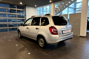 LADA KALINA