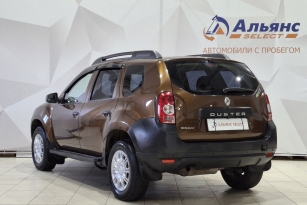 RENAULT DUSTER