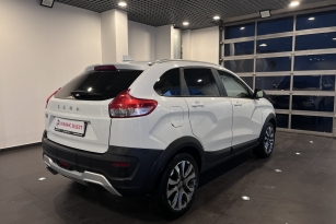 LADA XRAY