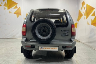 CHEVROLET NIVA