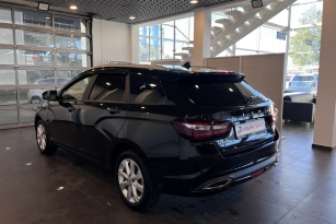 LADA VESTA
