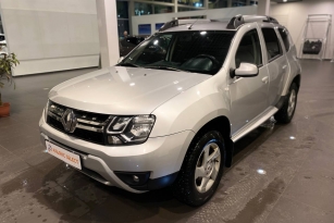 RENAULT DUSTER