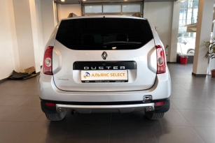 RENAULT DUSTER