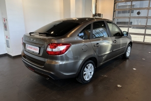 LADA GRANTA