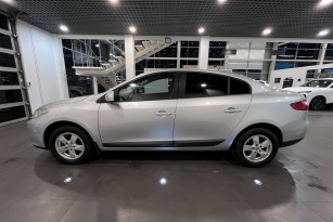 RENAULT FLUENCE