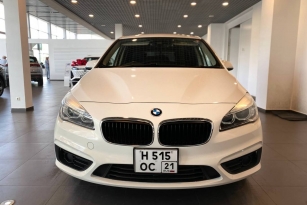 BMW 218I