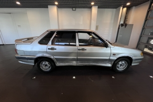 LADA 2115