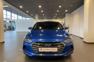 HYUNDAI ELANTRA