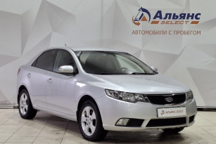 KIA CERATO