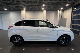 LADA XRAY