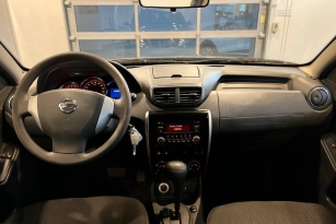 NISSAN TERRANO
