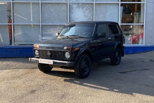 LADA 2121