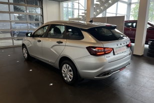 LADA VESTA