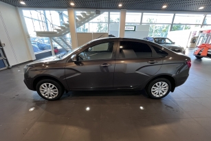LADA VESTA