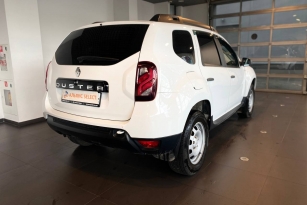 RENAULT DUSTER