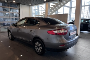 RENAULT FLUENCE