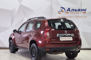 RENAULT DUSTER