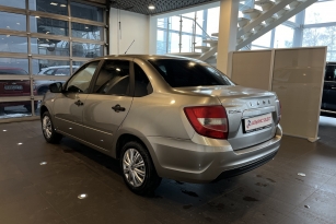 LADA GRANTA