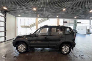 CHEVROLET NIVA