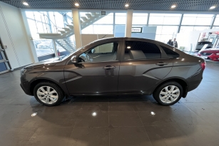 LADA VESTA