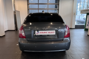 HYUNDAI VERNA