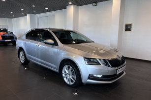 SKODA OKTAVIA