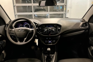 LADA VESTA